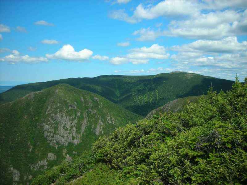 6 randonnées hautes en couleur à faire en Gaspésie